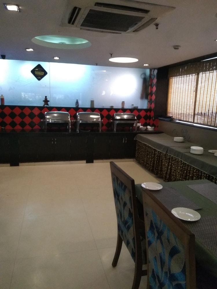 Hotel Rajshree & Spa Chandīgarh Εξωτερικό φωτογραφία