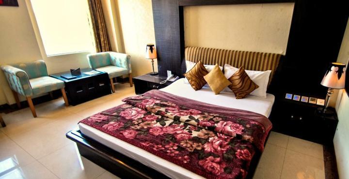 Hotel Rajshree & Spa Chandīgarh Εξωτερικό φωτογραφία
