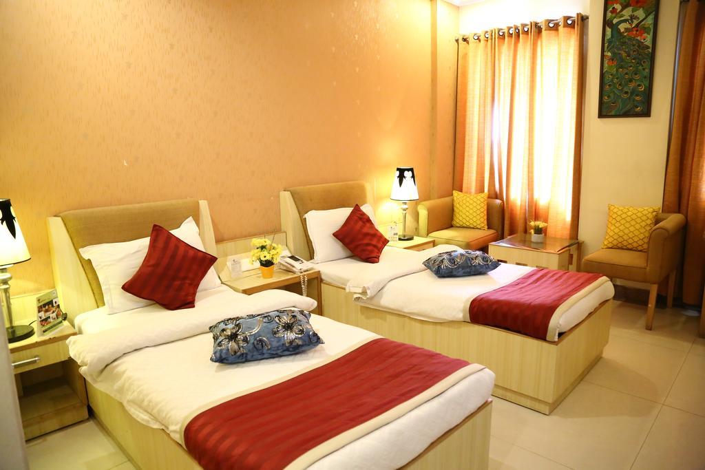 Hotel Rajshree & Spa Chandīgarh Εξωτερικό φωτογραφία